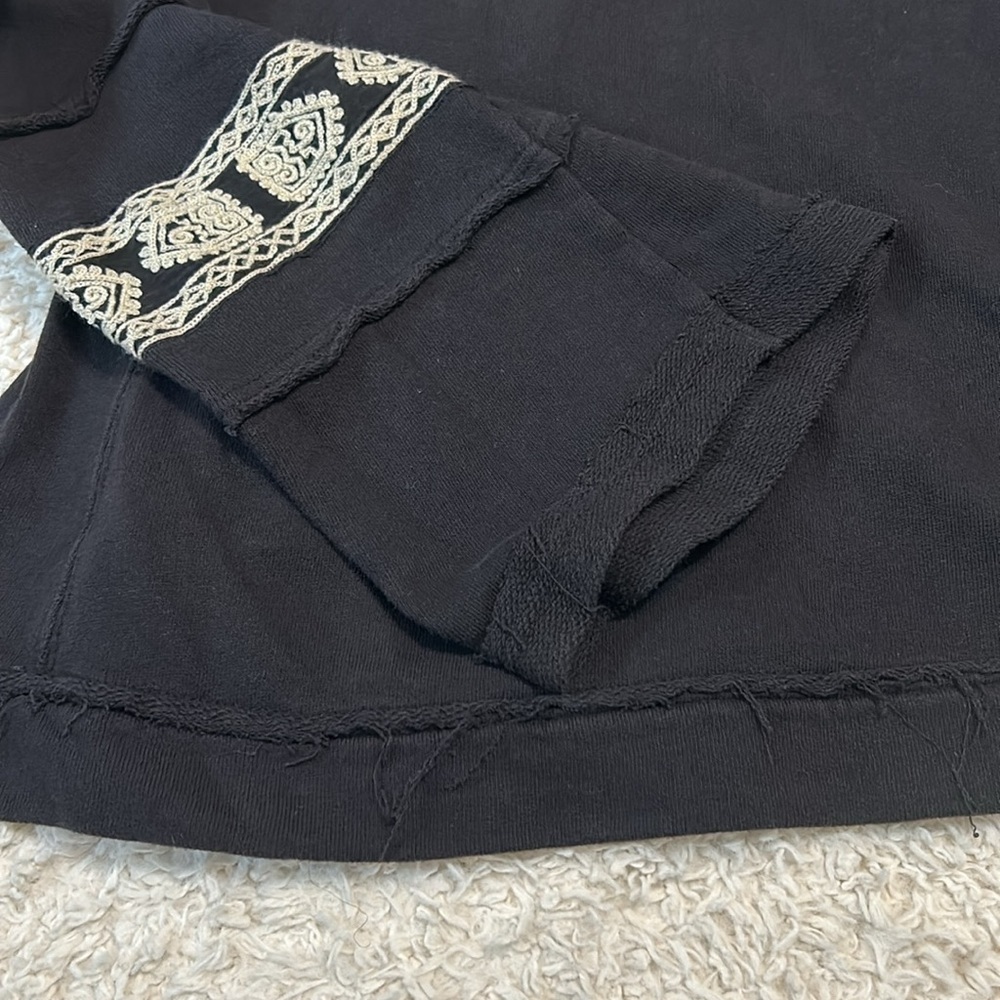 FREE PEOPLE S Santa Maria Embroidery Wide Sleeve black and cream blouse - Picture 10 of 10